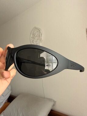 Goodr Black Bug G Glasses